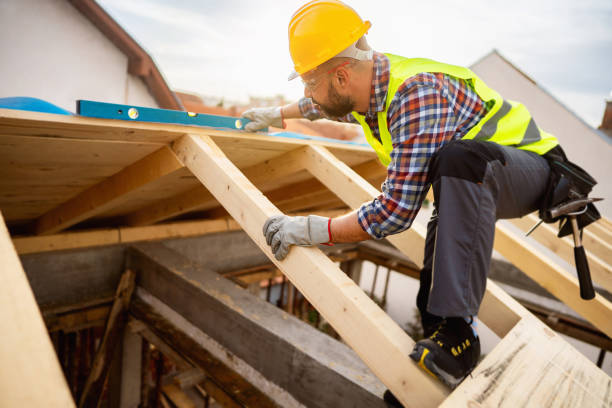 Best Flat Roof Repair Services  in Centerville, IA